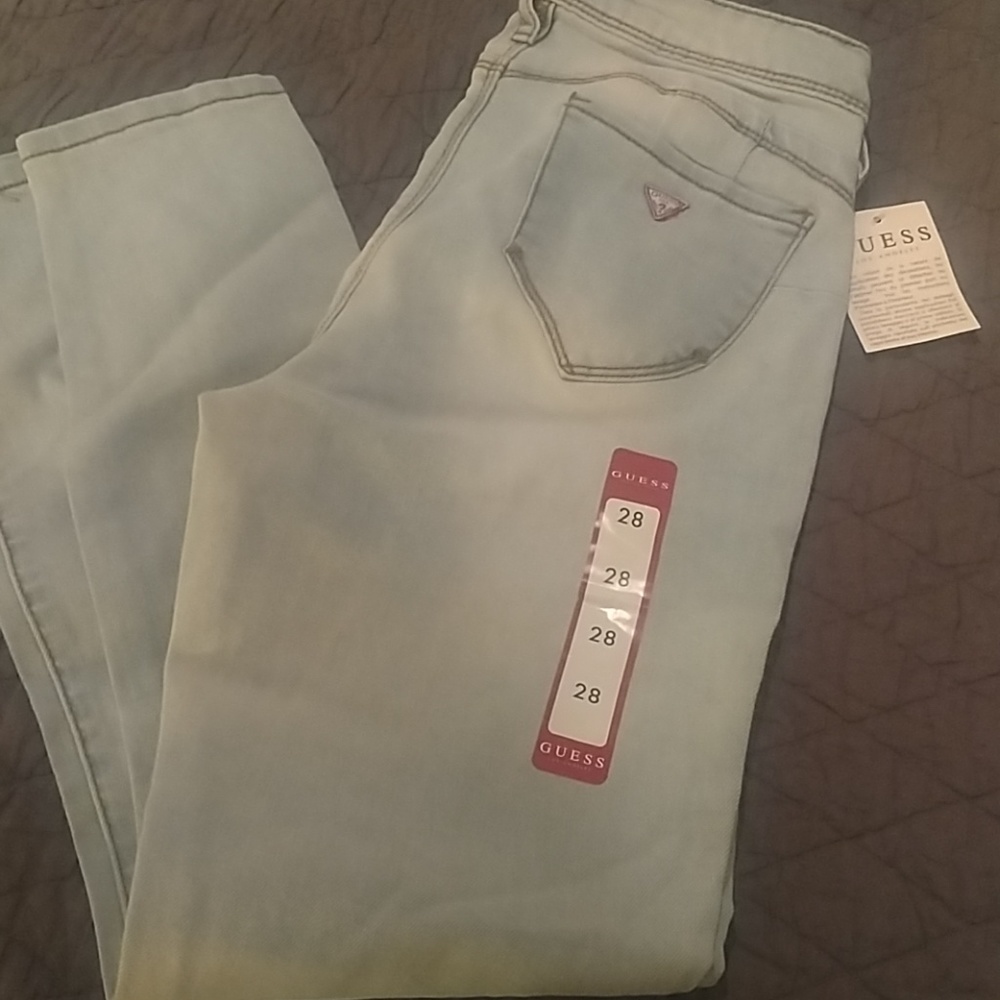 {Guess} Light Blue Faded Blue Skinny Jeans